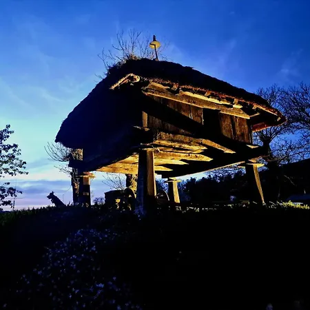 Casa Bouza * Becerrea