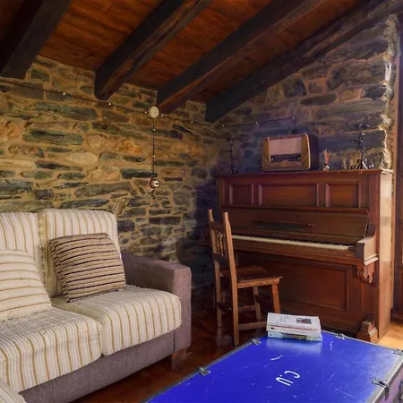 Casa Bouza * Becerrea